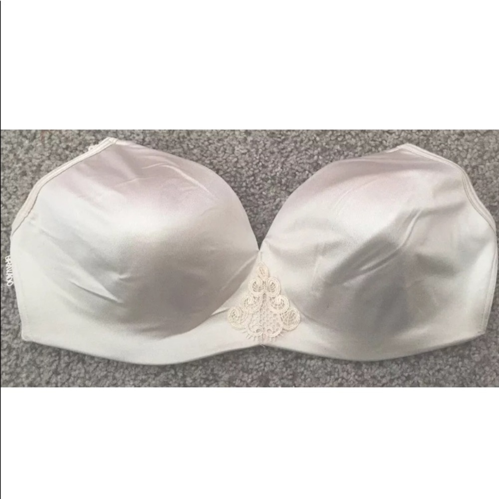 NWOT!! 36DD MATERNITY BRA BY BRAVDO! $50 RETAIL!!